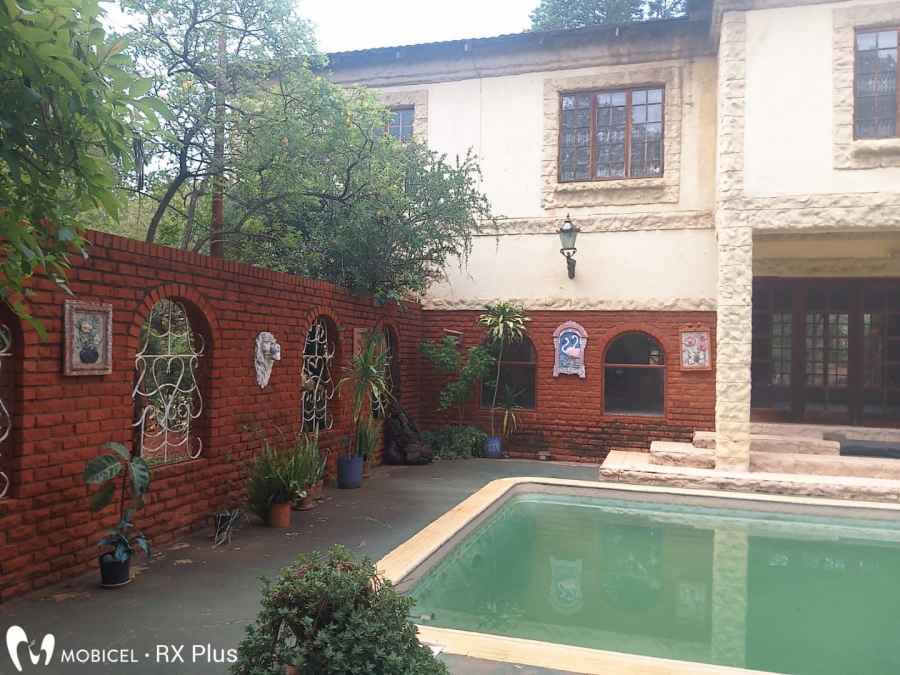 6 Bedroom Property for Sale in Hartbeespoort Rural North West